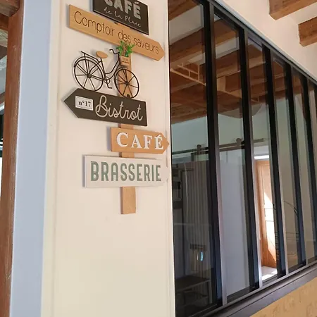 Dom wakacyjny Aux Petits Bonheurs Avec Salle De Jeux Coulimer