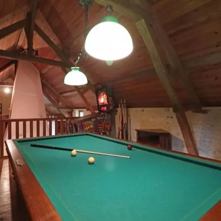 Dom wakacyjny Aux Petits Bonheurs Avec Salle De Jeux