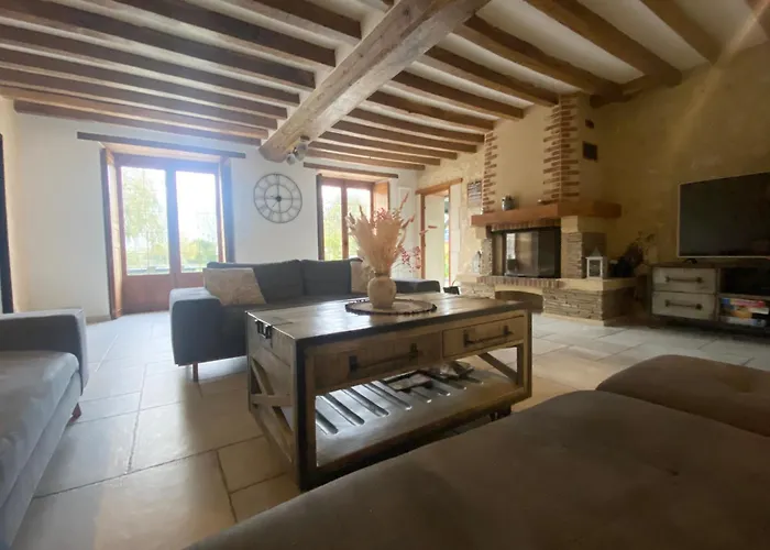 Hébergement de vacances Aux Petits Bonheurs Avec Salle De Jeux Coulimer