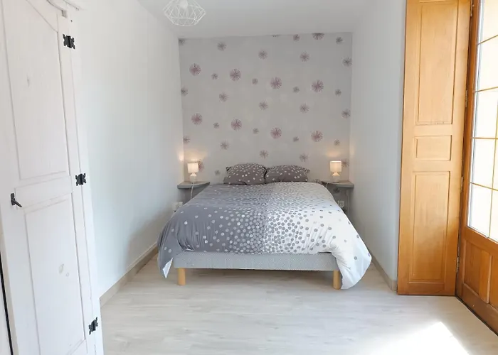 Hébergement de vacances Aux Petits Bonheurs Avec Salle De Jeux Coulimer