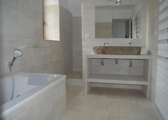 Aux Petits Bonheurs Avec Salle De Jeux Coulimer